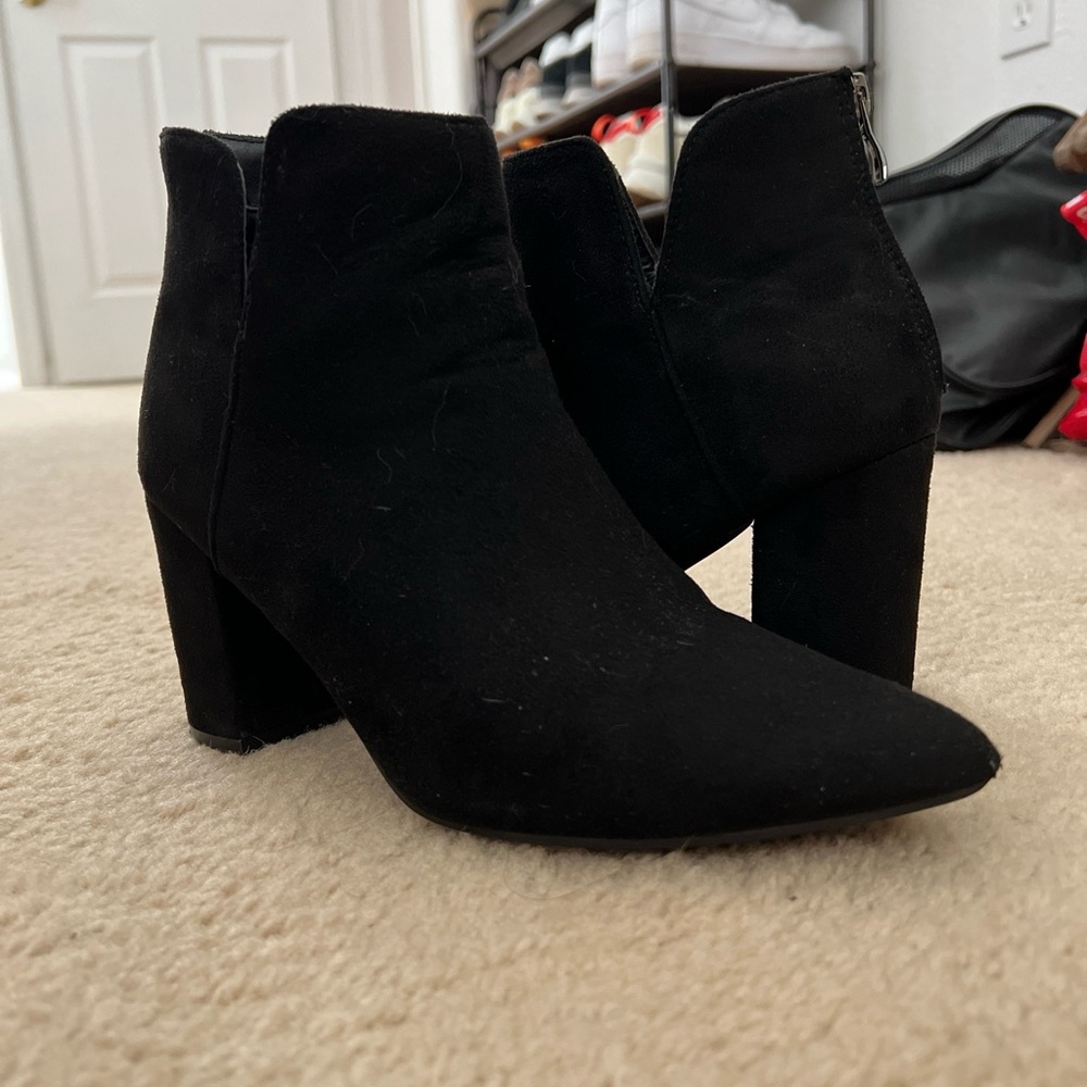 Black suede heeled booties meeBoo size 8 - Picture 7 of 7